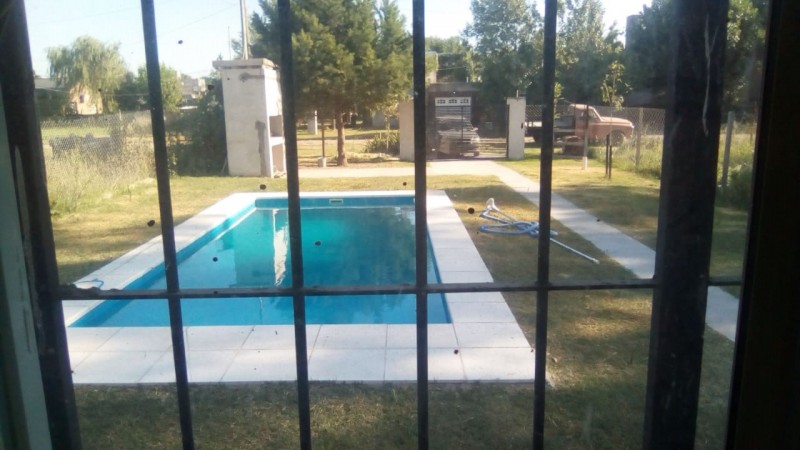 CASA 3 DORMITORIOS, EN ROLDAN 